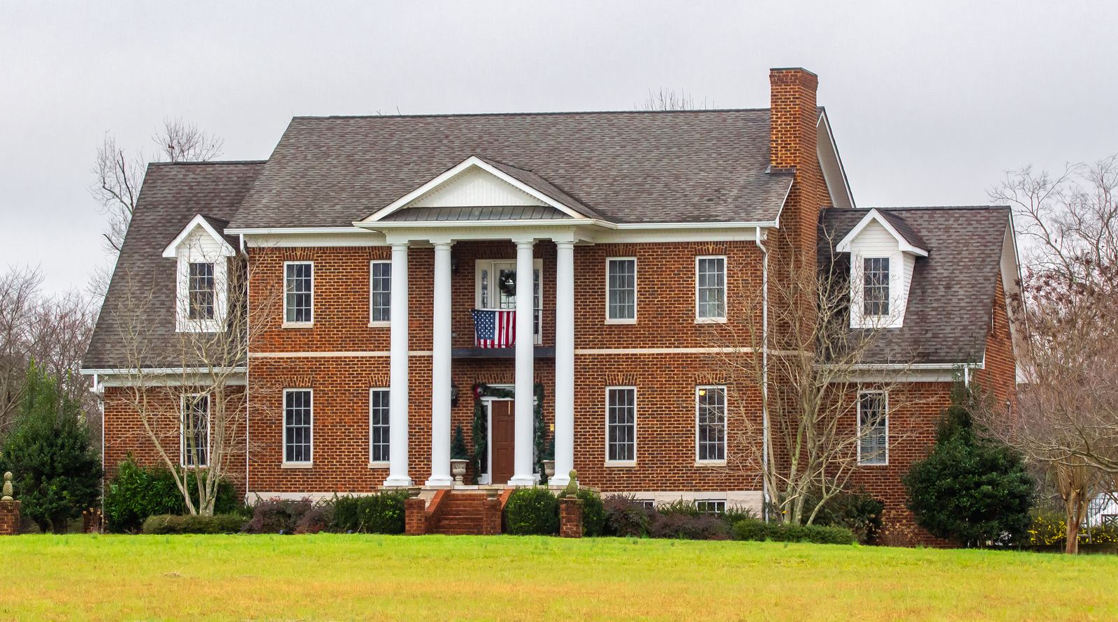 The Benjamine Rucker House, an 1832 Greek Revival home in Murfreesboro, Tennessee